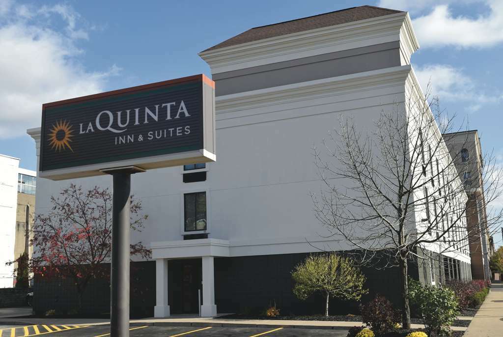 La Quinta By Wyndham Джеймстаун Екстериор снимка